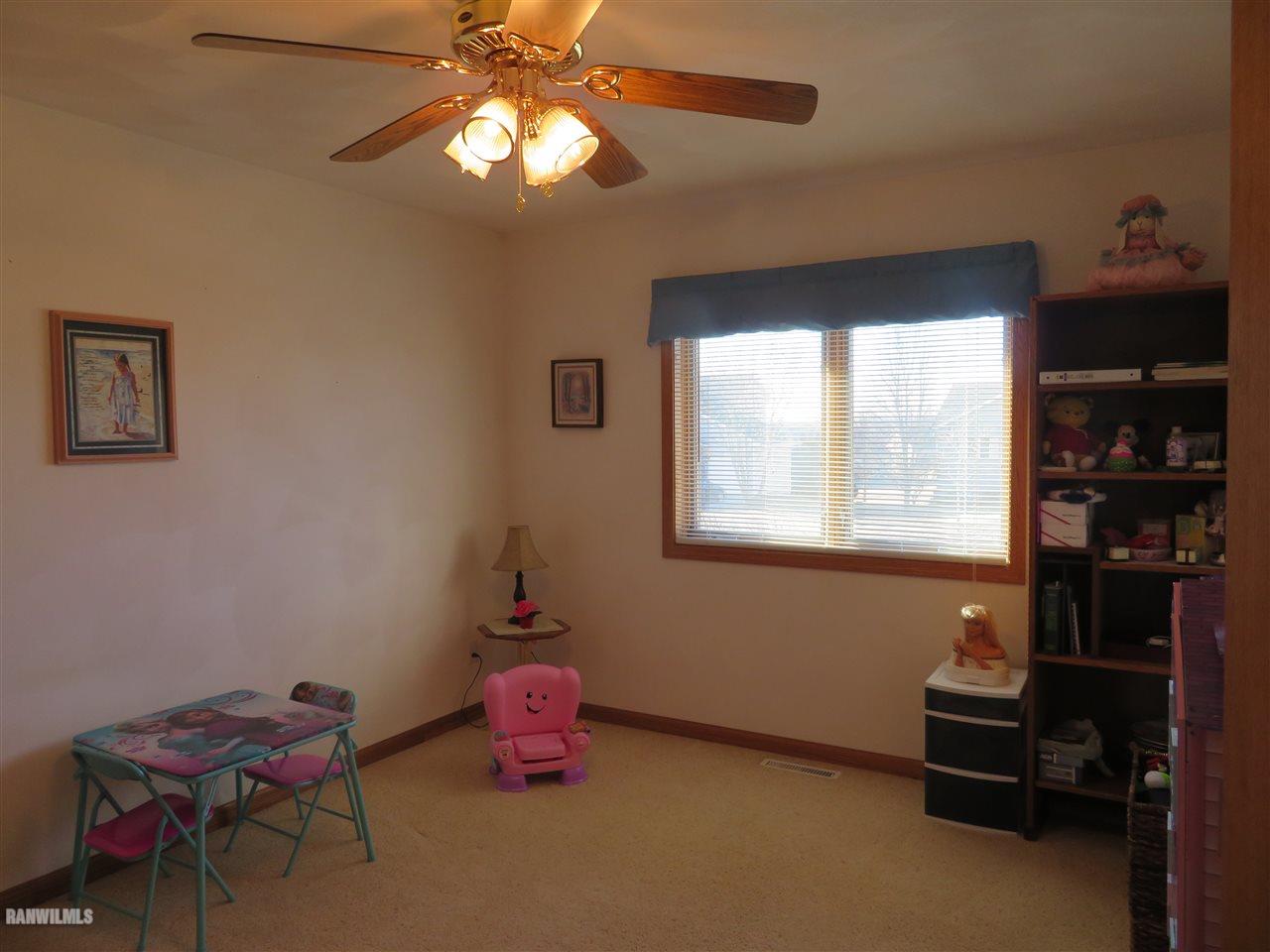 581 Barley Ridge Trail Freeport, IL 61032 - Photo 8 of 15 Gallery Image 8