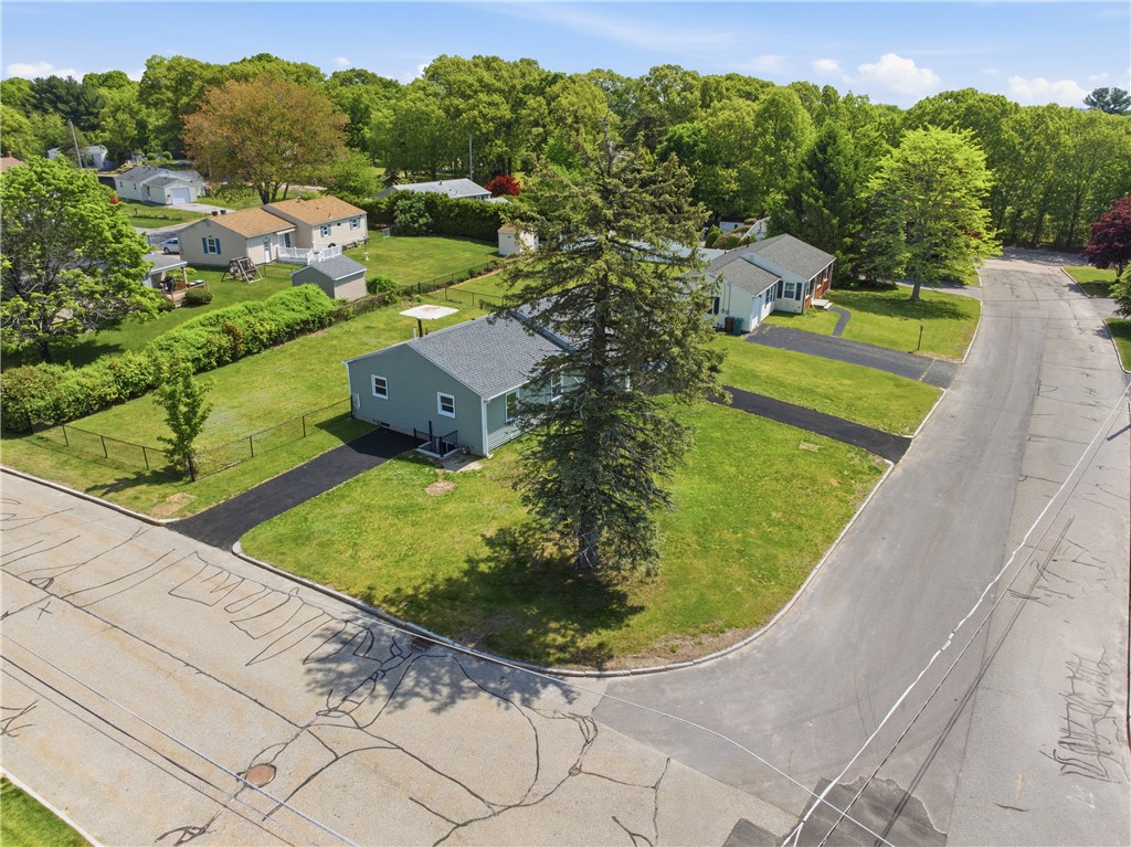 10 Wagon Wheel Lane Woonsocket, RI 02895 - Photo 17 of 50
