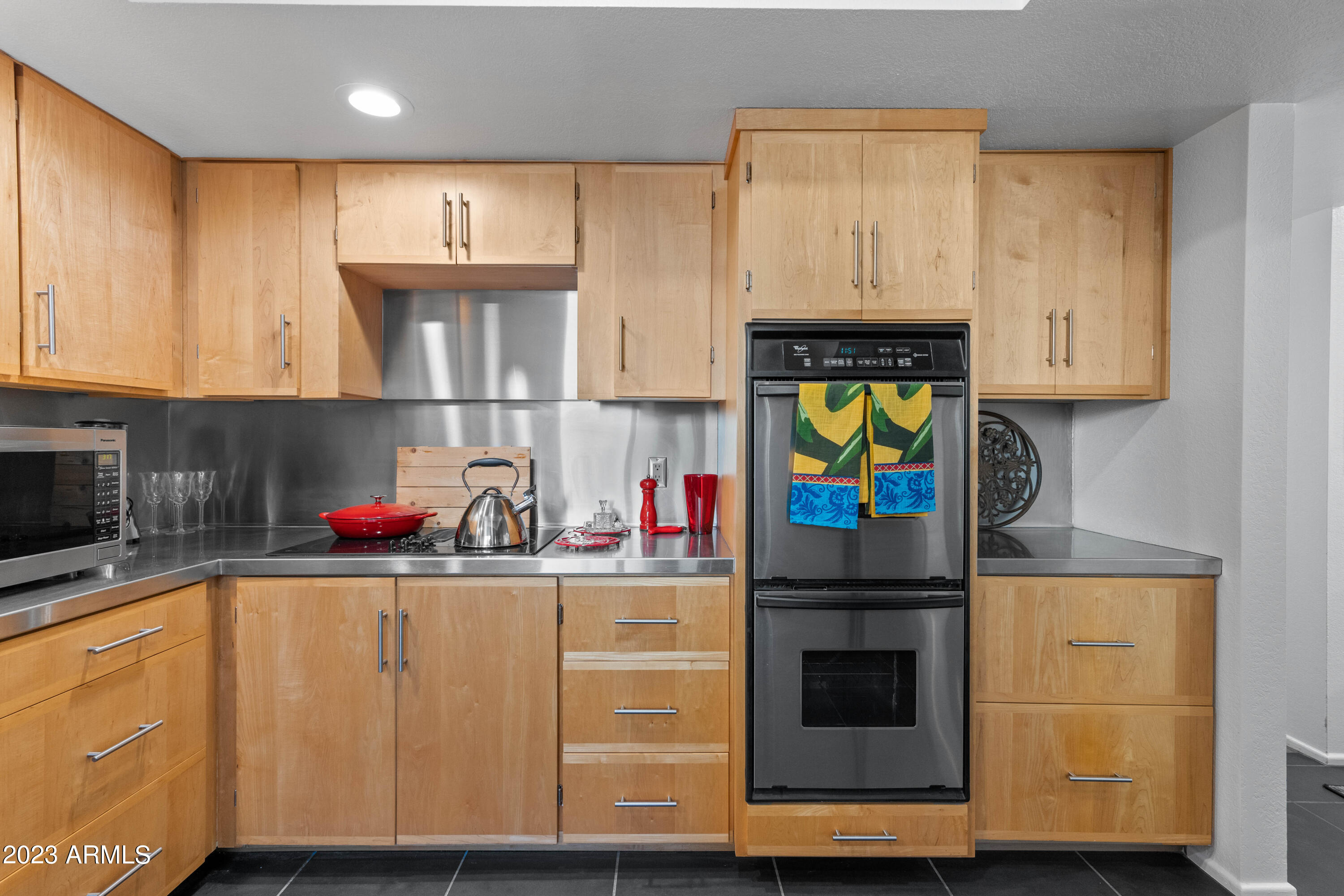 5418 North 25th Street Phoenix, AZ 85016 - Photo 7 of 18 Beautifully Upgraded Kitchen