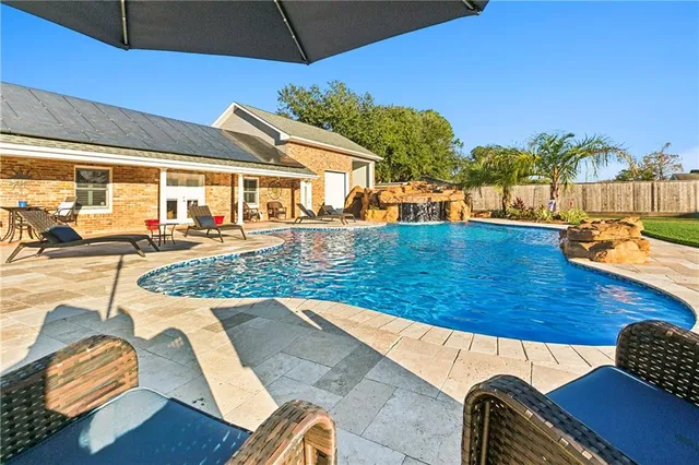 $1,297,500 | 67 Elmwood Drive, Destrehan, LA 70047