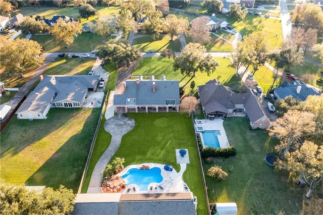 $1,297,500 | 67 Elmwood Drive, Destrehan, LA 70047