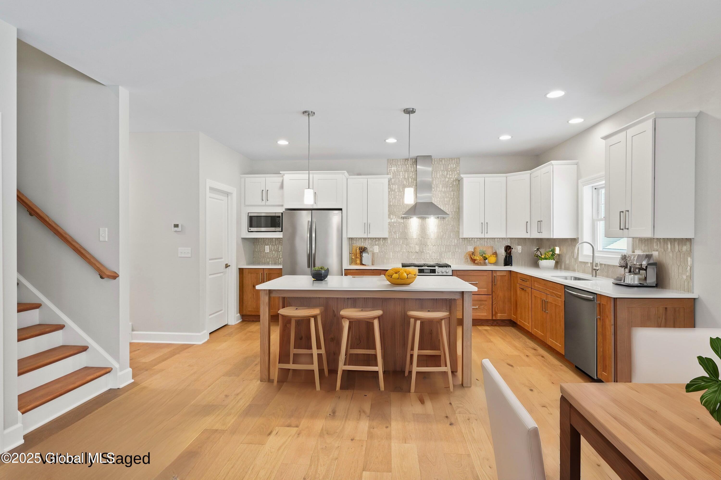 159 Anthony Road Halfmoon, NY 12065 - Photo 27 of 48 Kitchen