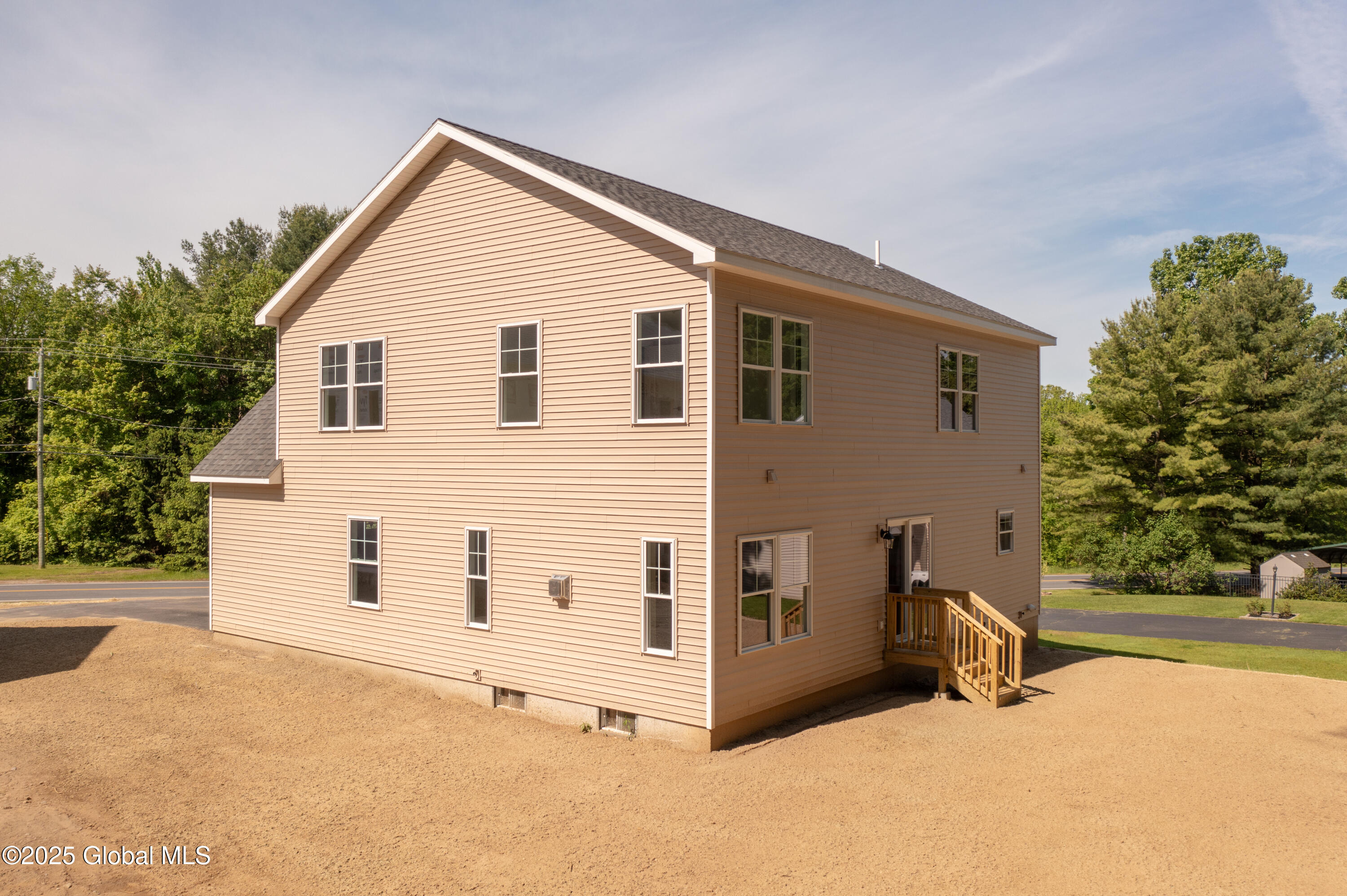 159 Anthony Road Halfmoon, NY 12065 - Photo 6 of 48 159 Anthony Rd side