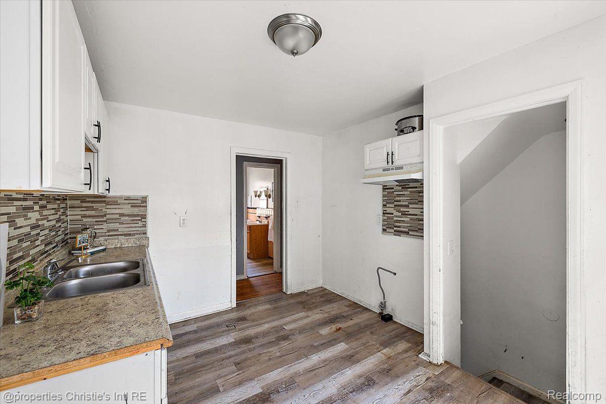 11674 Riad Street Detroit, MI 48224 - Photo 16 of 28 Gallery Image 16