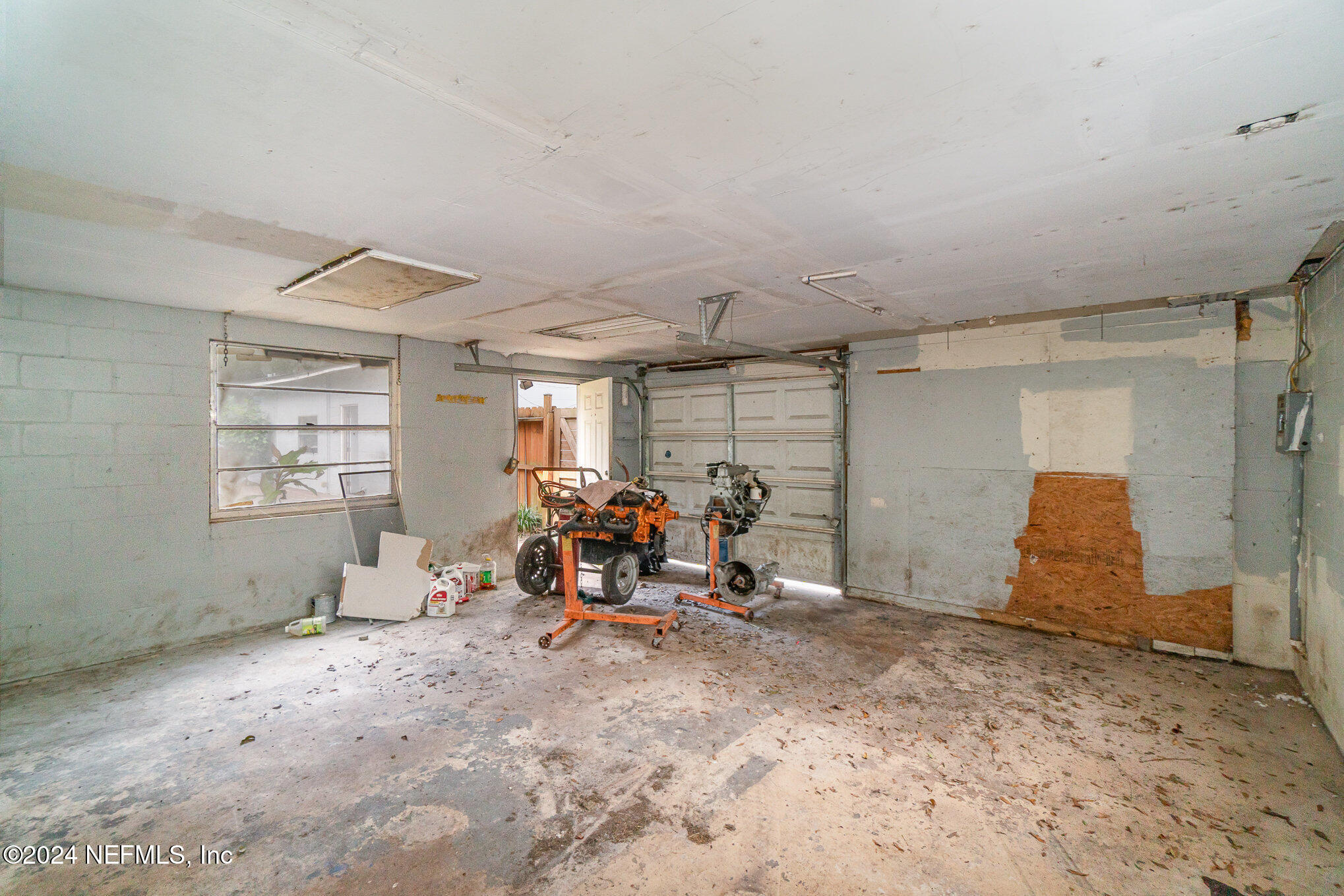 1108 Blair Road Jacksonville, FL 32221 - Photo 22 of 30 a view of a room with gym equipment