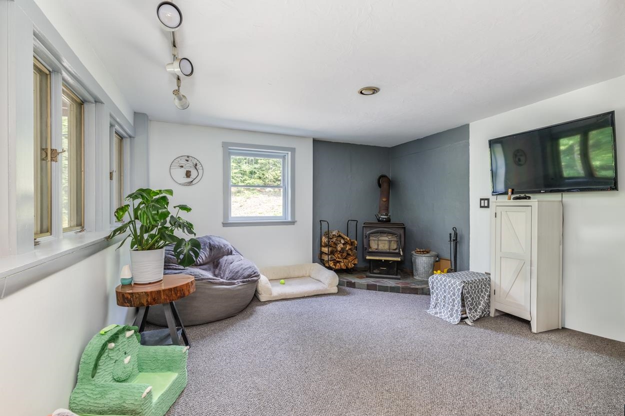 108 Couchtown Road Warner, NH 03278 - Photo 10 of 26