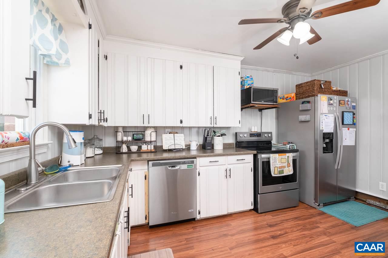 1108 Mt Torrey Road Lyndhurst, VA 22952 - Photo 12 of 40 Gallery Image 12