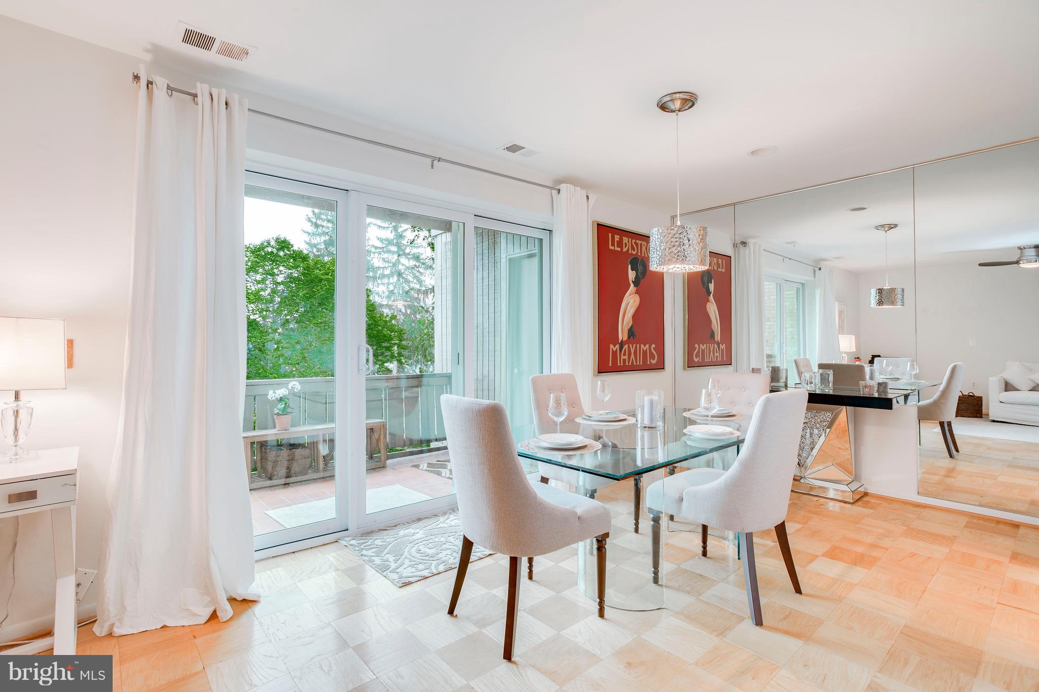104 Cross Keys Road, Unit R104C Baltimore, MD 21210 - Photo 5 of 24 Dining Room