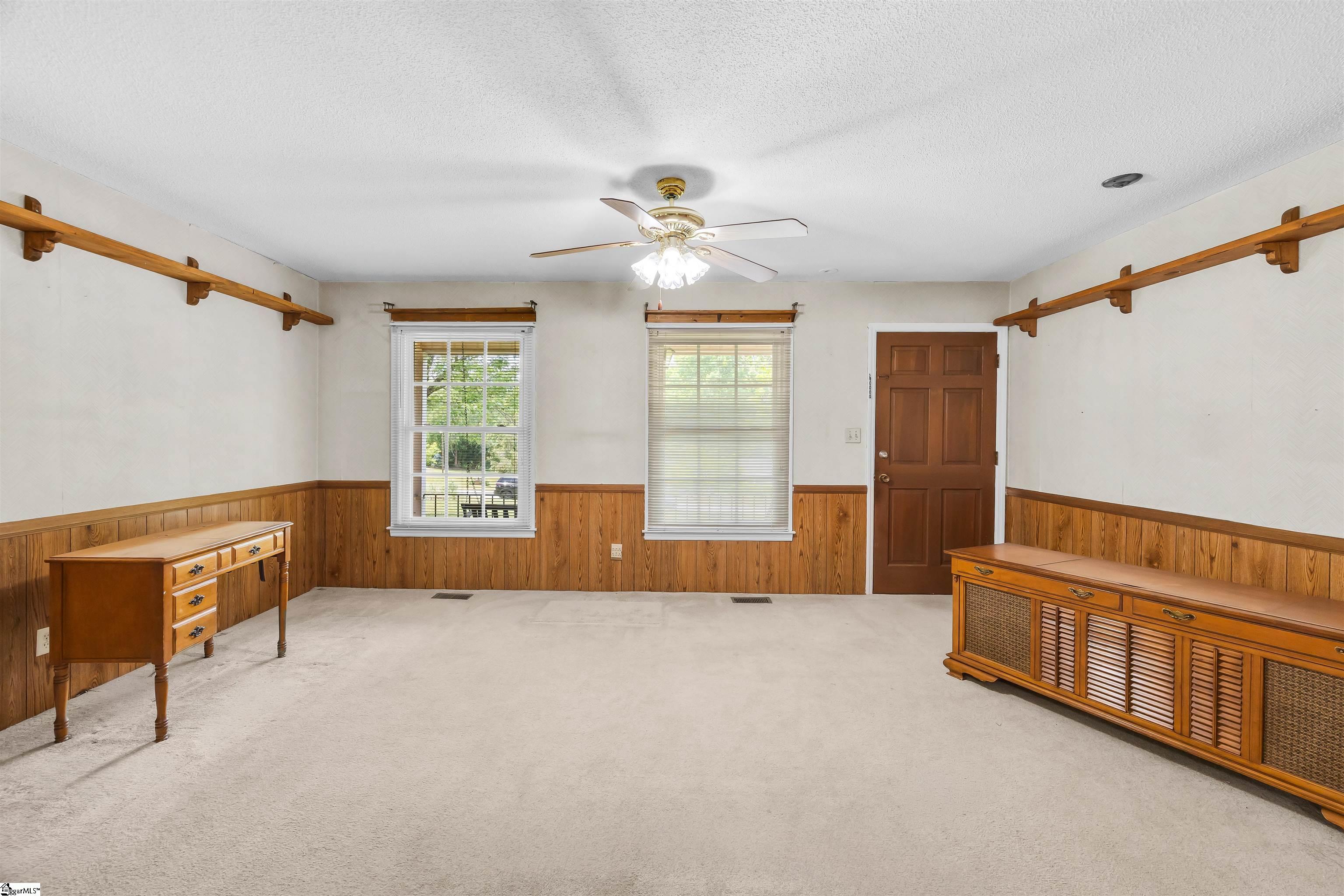 631 River Oak Circle Inman, SC 29349 - Photo 6 of 25