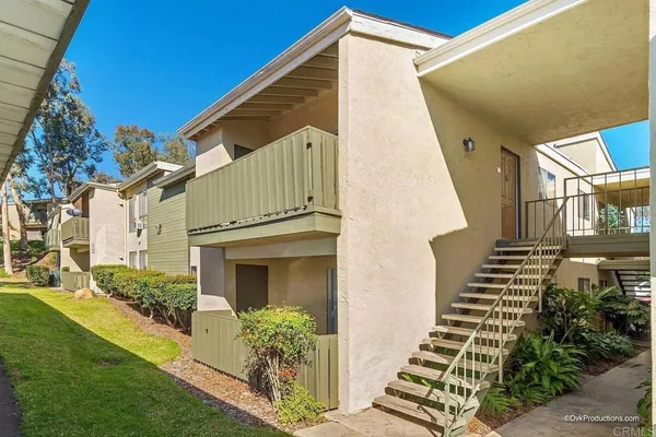 $355,000 | 830 West Lincoln Avenue, Unit 287, Escondido, CA 92026