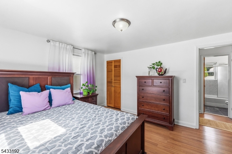 128 Livingston Road Linden, NJ 07036 - Photo 16 of 38