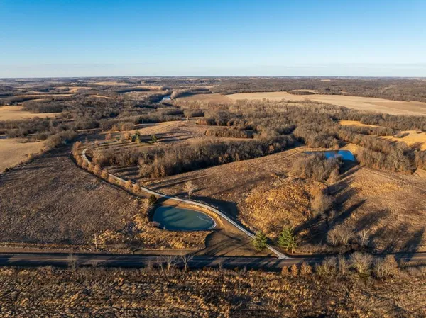 $1,090,000 | 6108 State Z Highway, Pattonsburg, MO 64670