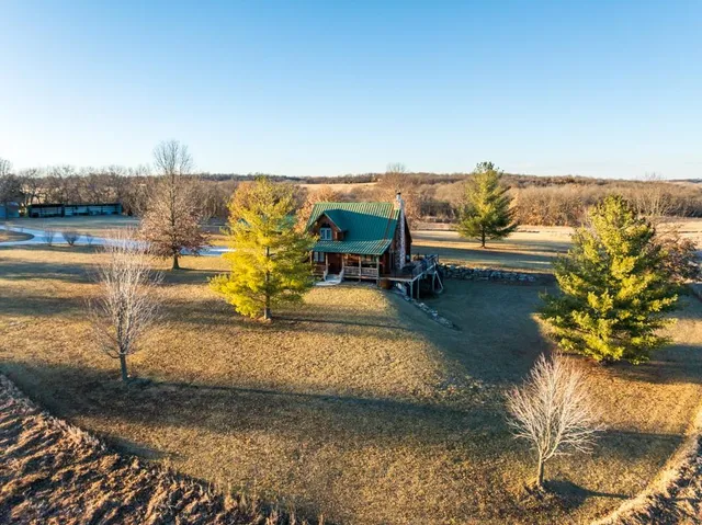 $1,090,000 | 6108 State Z Highway, Pattonsburg, MO 64670