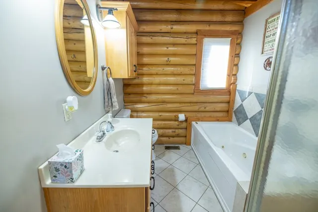 $1,090,000 | 6108 State Z Highway, Pattonsburg, MO 64670