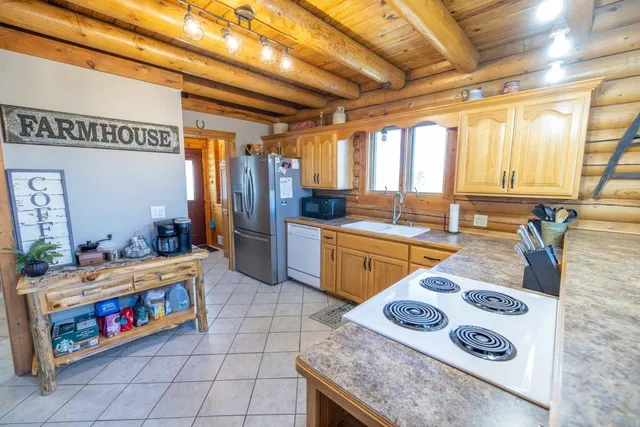 $1,090,000 | 6108 State Z Highway, Pattonsburg, MO 64670