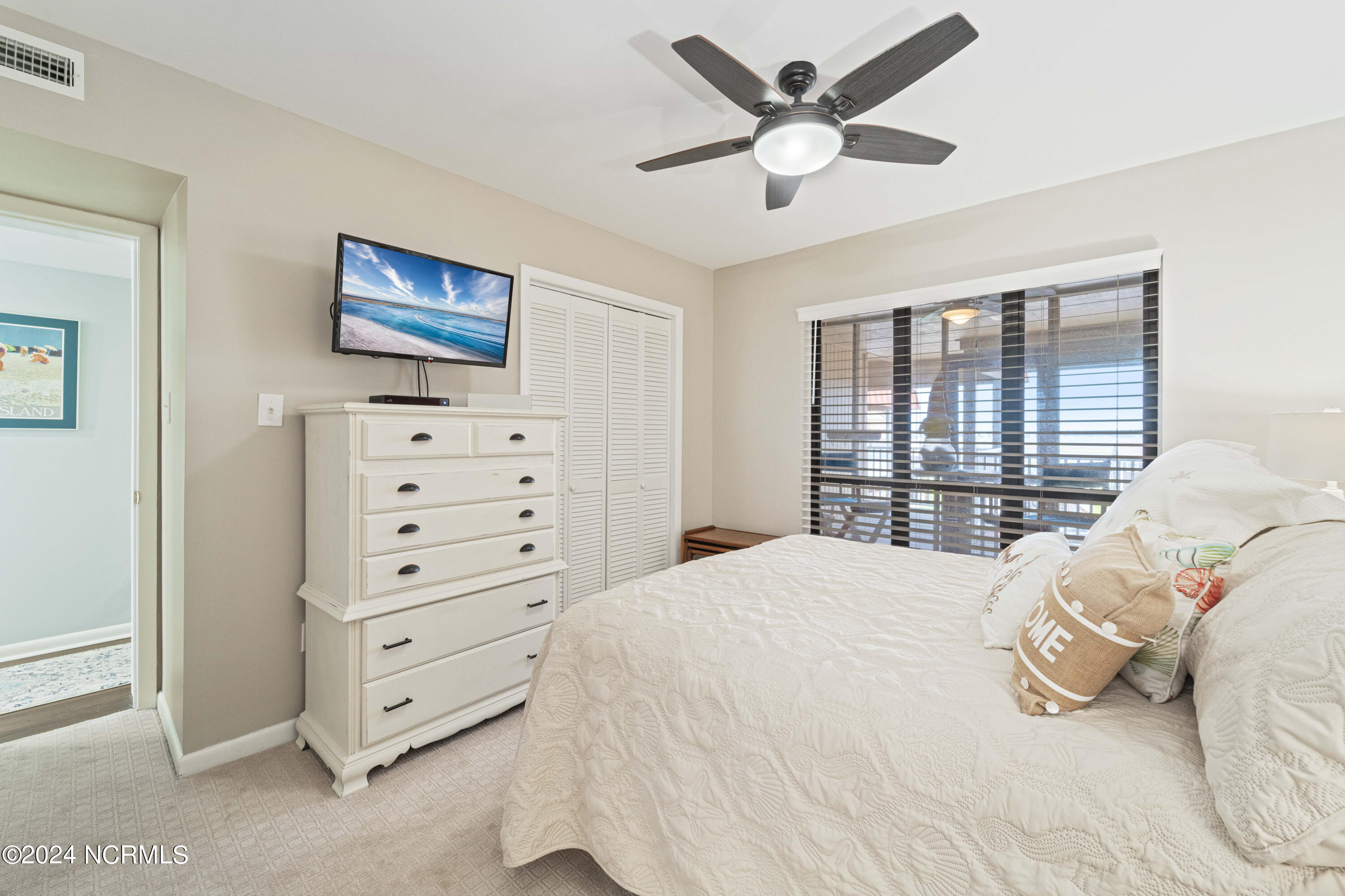 1840 New River Inlet Road, Unit 2311B North Topsail Beach, NC 28460 - Photo 12 of 69 DSC07532