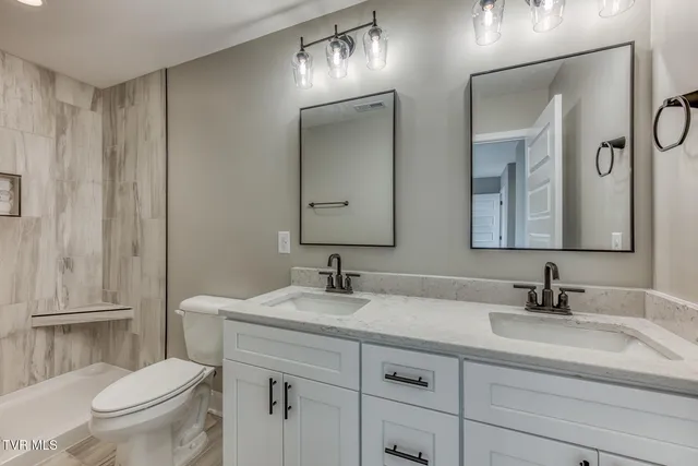 $449,900 | 207 Monroe Drive, Bristol, TN 37620