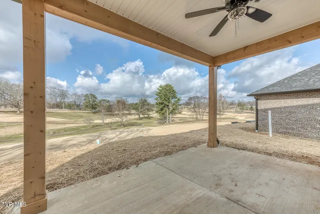 $449,900 | 207 Monroe Drive, Bristol, TN 37620