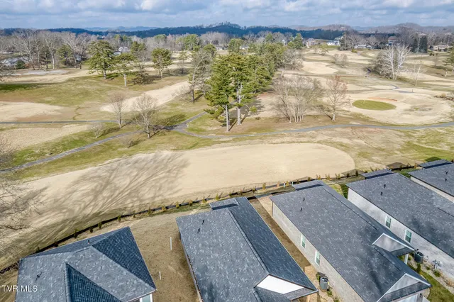 $449,900 | 207 Monroe Drive, Bristol, TN 37620