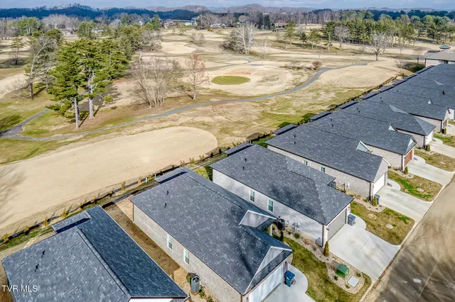 $449,900 | 207 Monroe Drive, Bristol, TN 37620