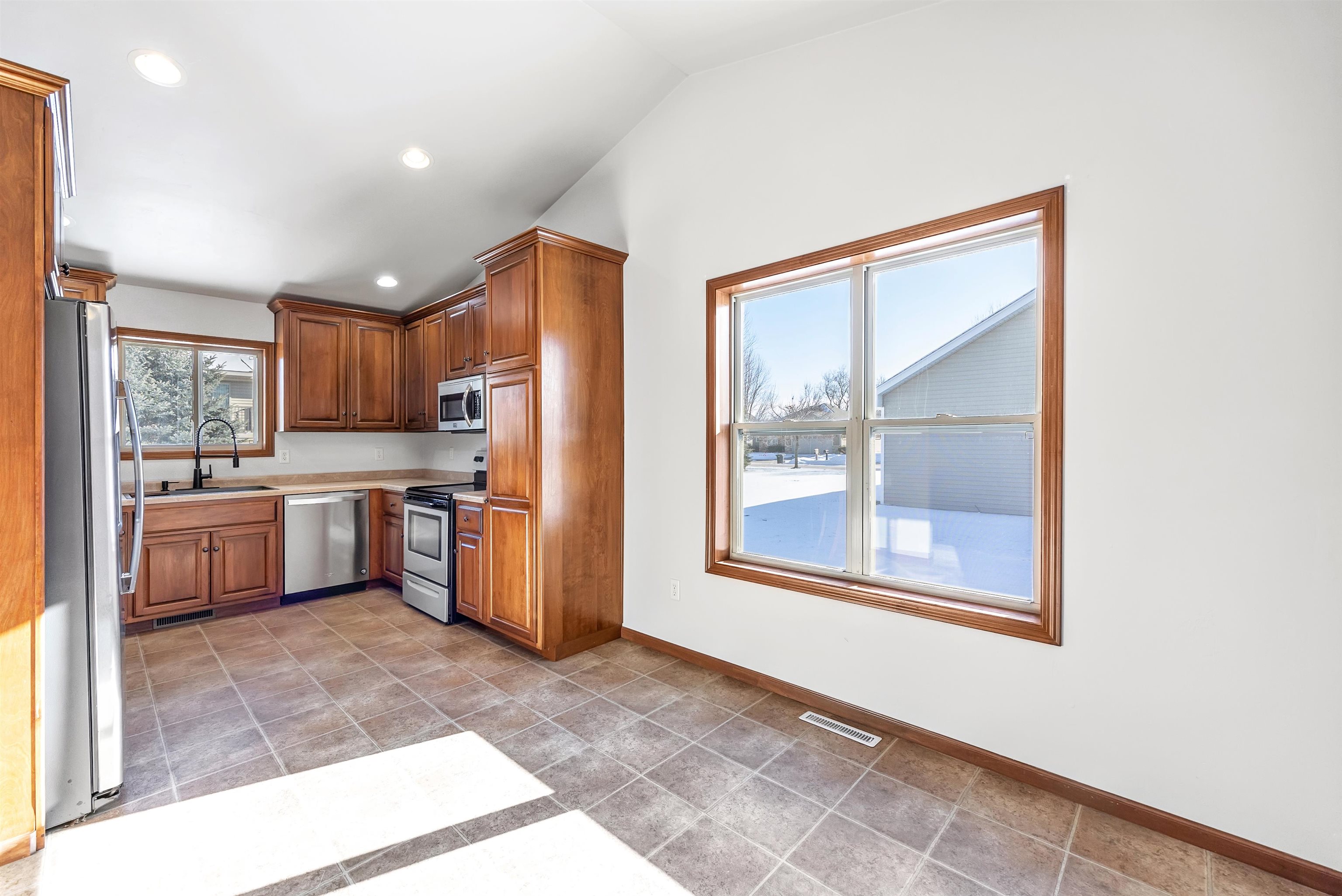 1320 Cardinal Lane Howard, WI 54313 - Photo 11 of 30