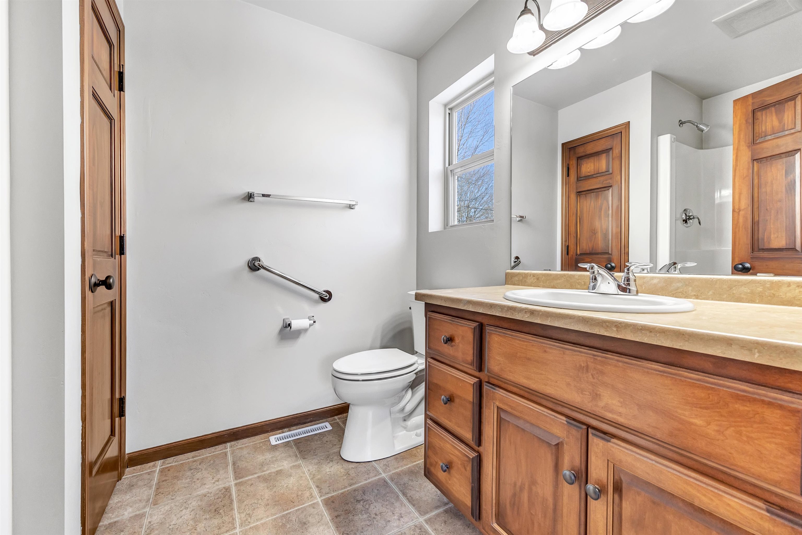 1320 Cardinal Lane Howard, WI 54313 - Photo 17 of 30