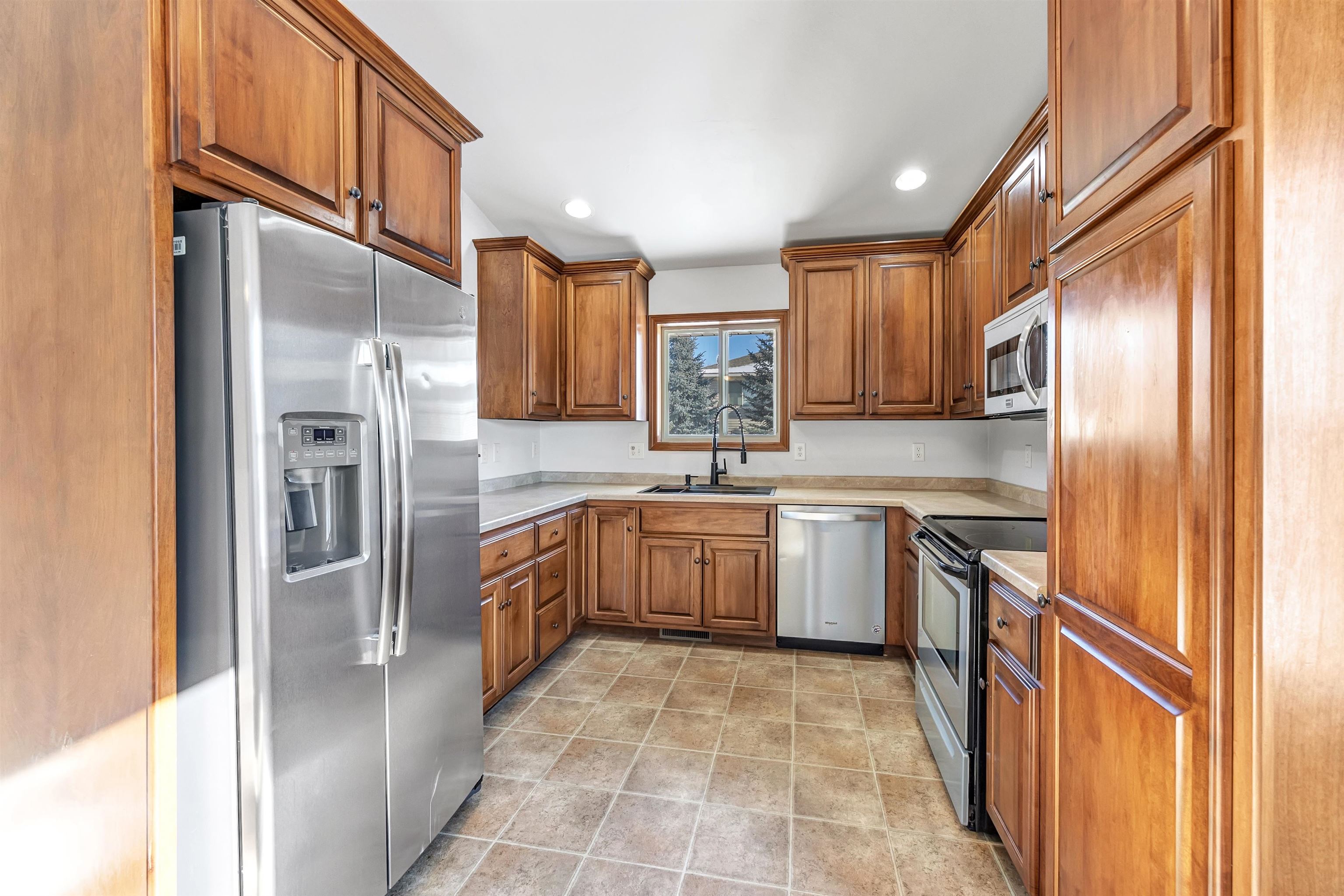 1320 Cardinal Lane Howard, WI 54313 - Photo 2 of 30