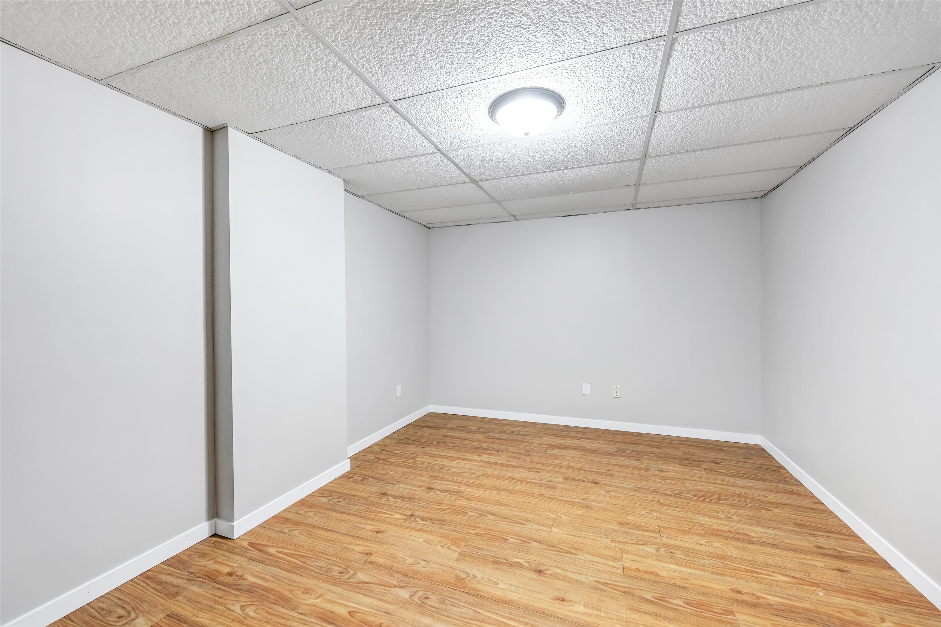 1320 Cardinal Lane Howard, WI 54313 - Photo 25 of 30