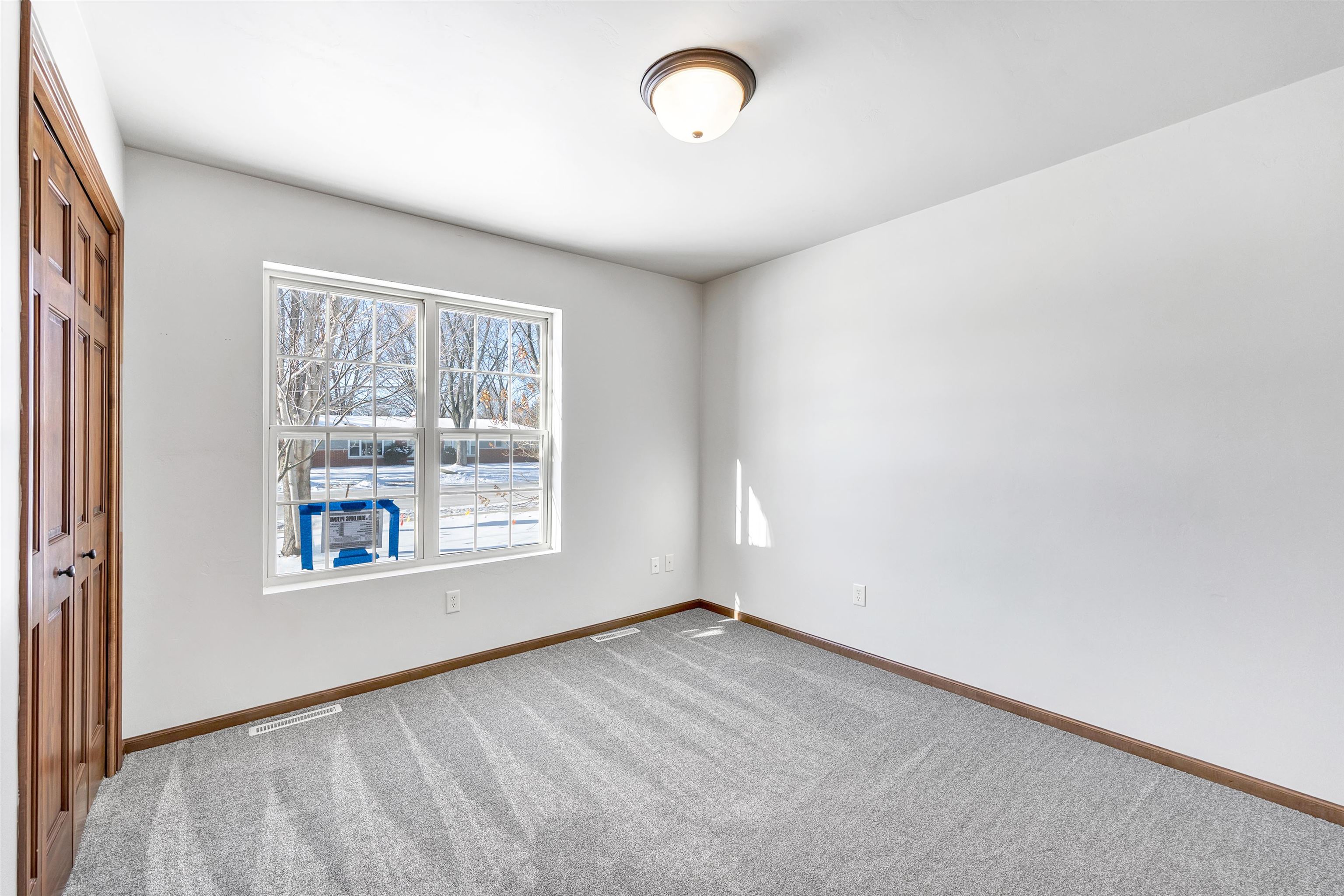 1320 Cardinal Lane Howard, WI 54313 - Photo 7 of 30