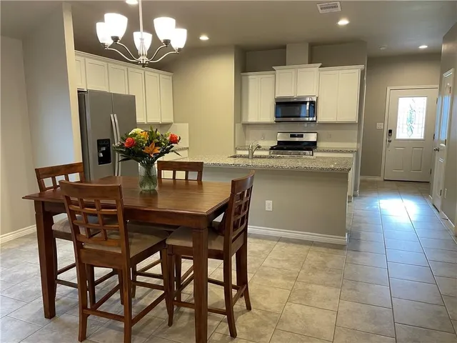 $2,500 | 2674 Excelsior Boulevard, Corpus Christi, TX 78415