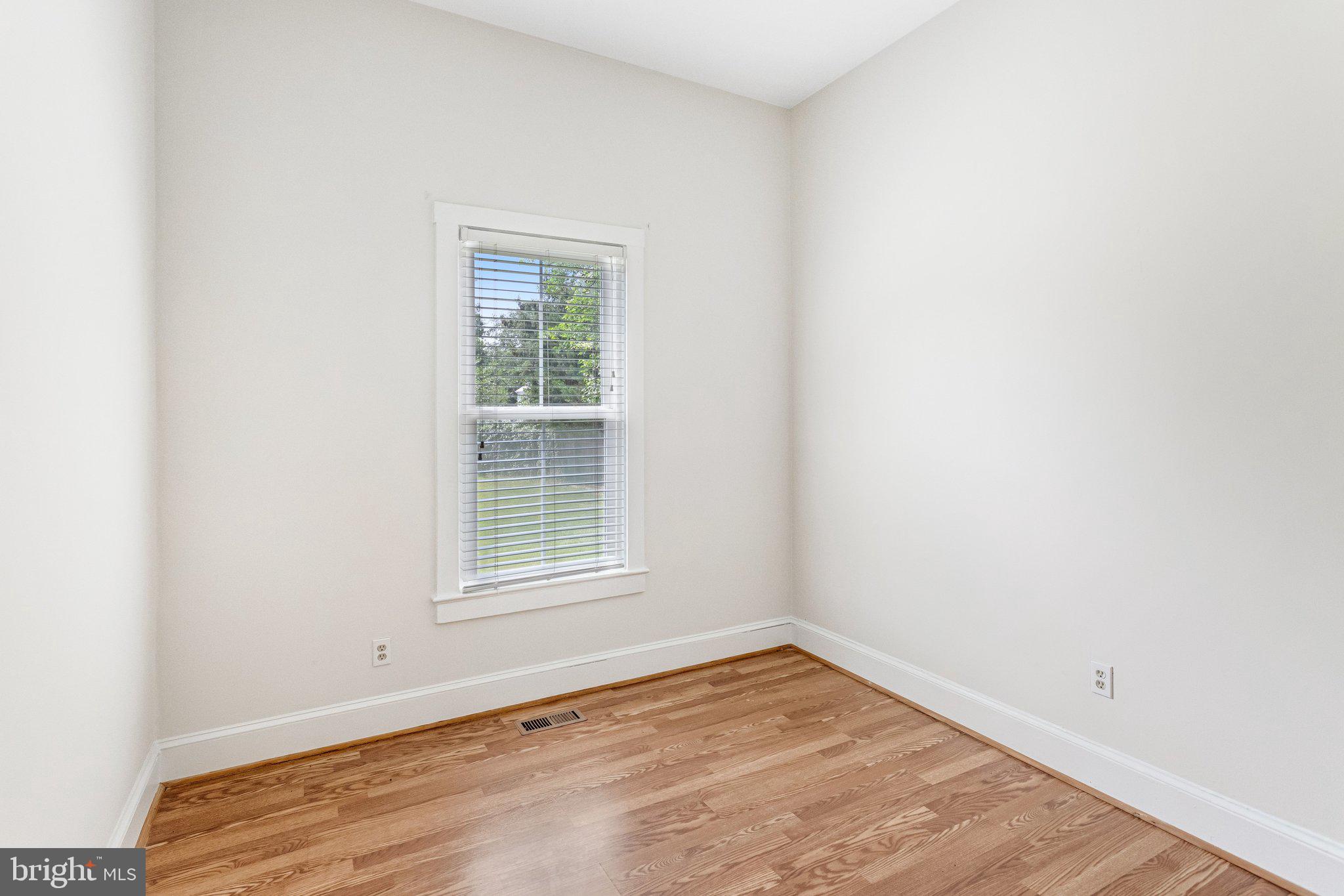 8753 Signal Hill Road, Unit 1 Manassas, VA 20110 - Photo 14 of 22