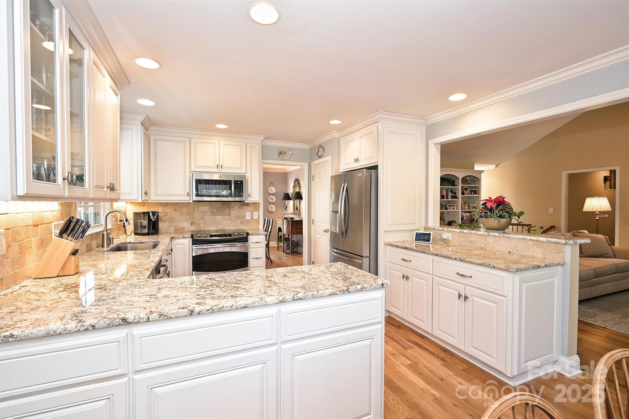 2608 Innsbrook Road Charlotte, NC 28226 - Photo 12 of 36 Gallery Image 12