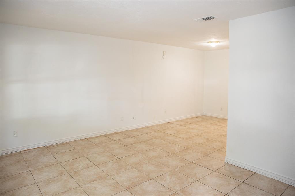 13552 Waterfall Way Dallas, TX 75240 - Photo 6 of 27 Dining Room