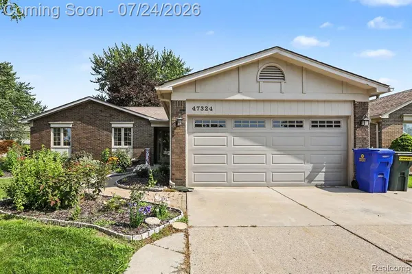 $348,900 | 47324 Blossom Lane, Macomb, MI 48044