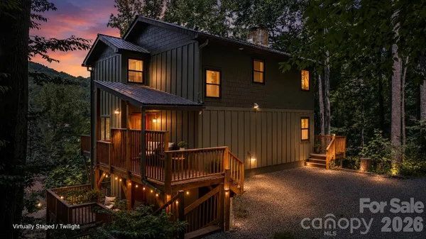 $699,900 | 549 Clubhouse Drive, Banner Elk, NC 28604