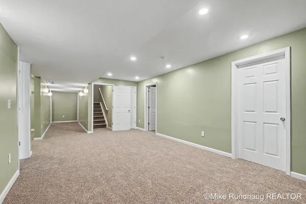 $395,000 | 2060 Glenn Canyon Drive Southeast, Caledonia, MI 49316
