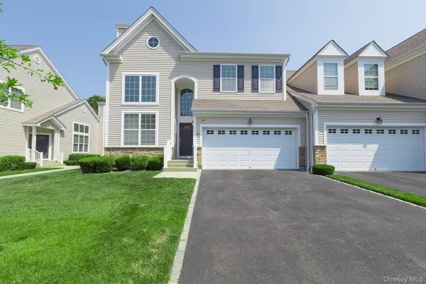 $759,000 | 20 Emilie Drive, Center Moriches, NY 11934