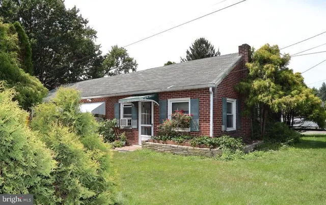 $307,000 | 550 Union School Road, Mount Joy, PA 17552