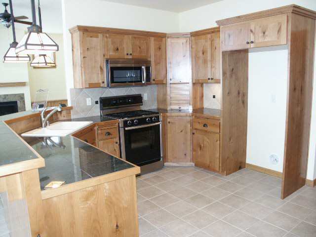 2208 West Stratton Avenue Spokane, WA 99208 - Photo 3 of 9