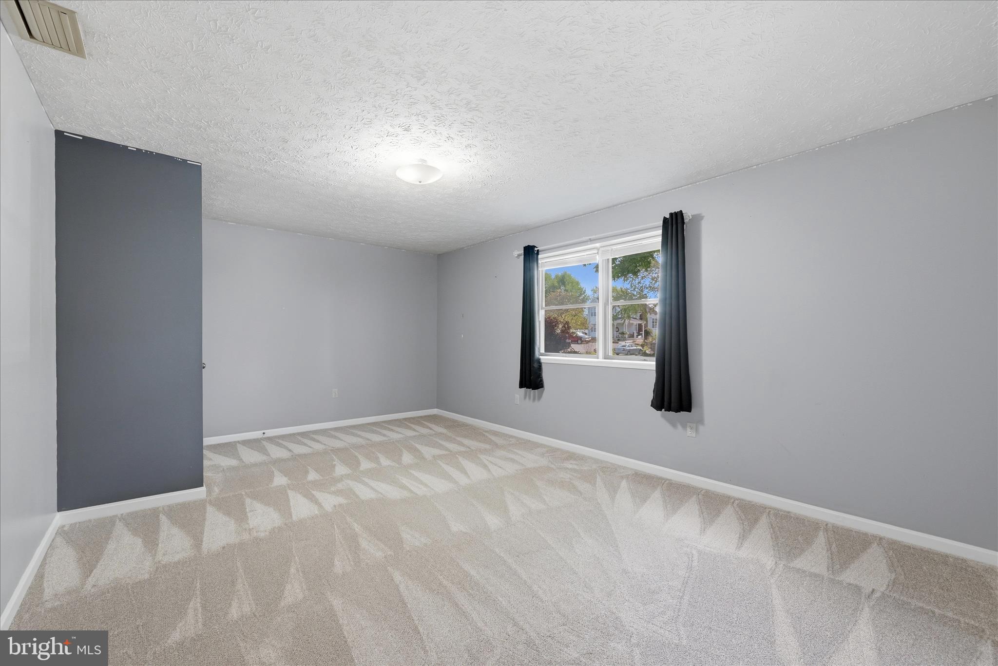 213 Killdeer Road Stephens City, VA 22655 - Photo 27 of 38 Bedroom