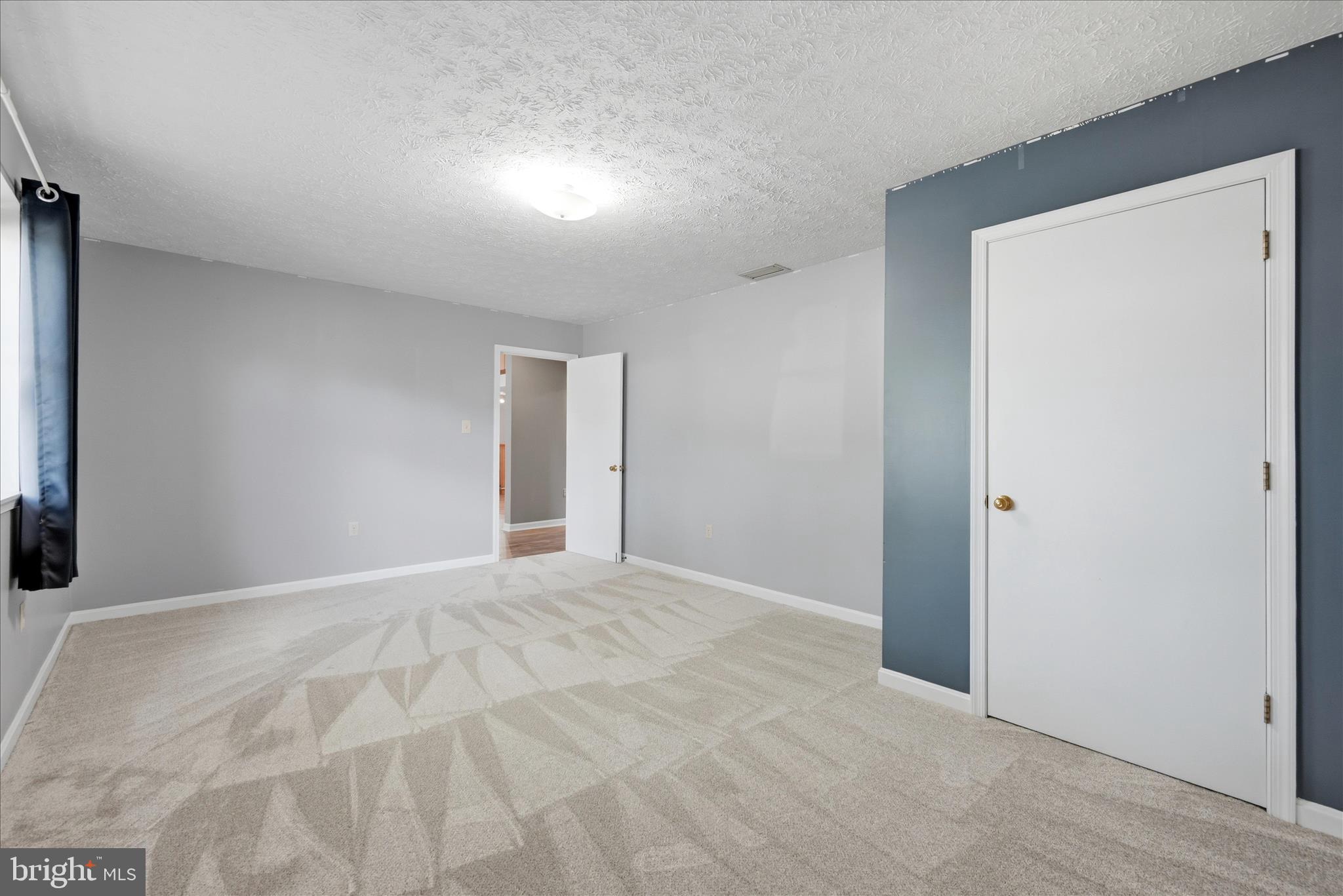 213 Killdeer Road Stephens City, VA 22655 - Photo 28 of 38 Bedroom