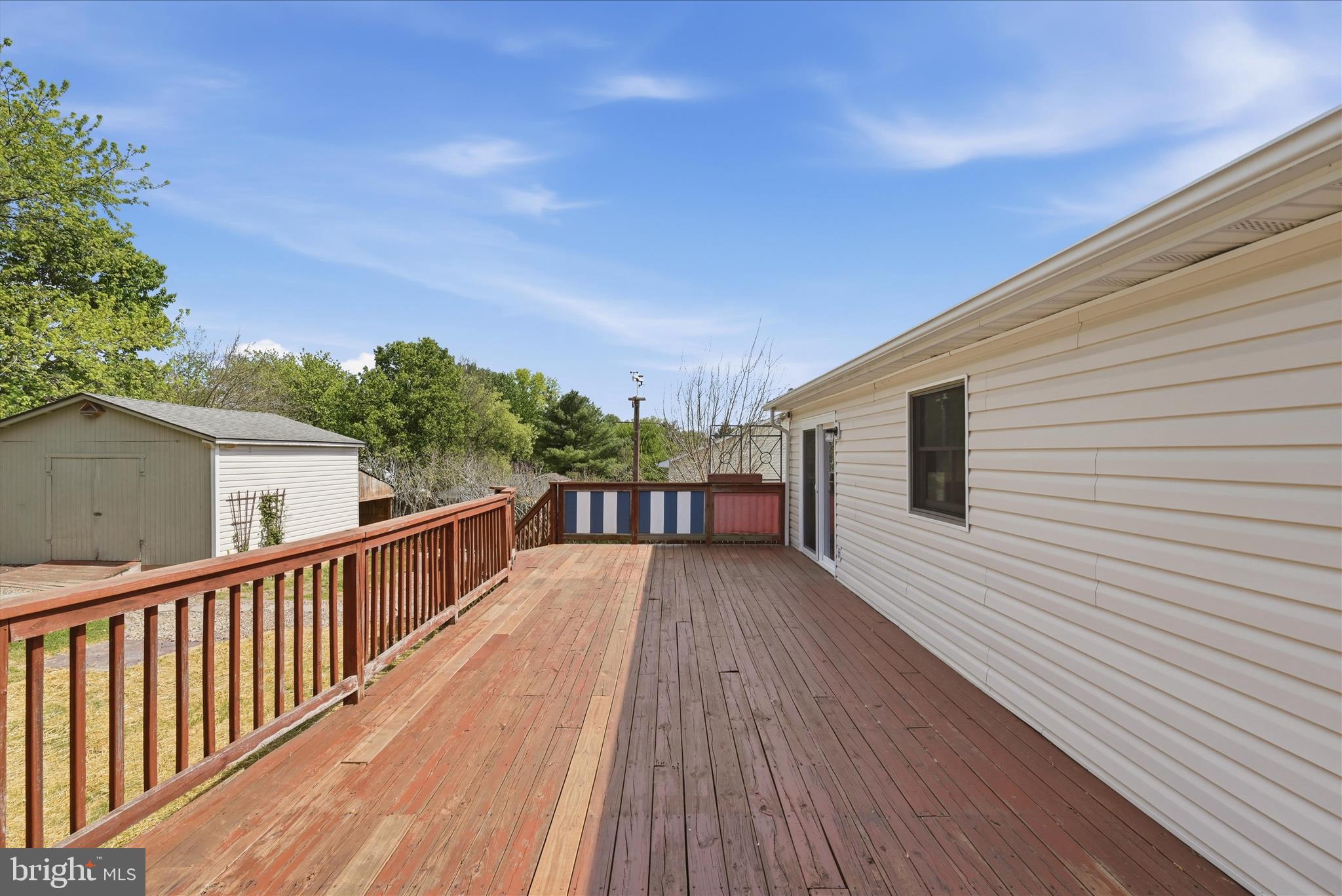 213 Killdeer Road Stephens City, VA 22655 - Photo 34 of 38 Deck View