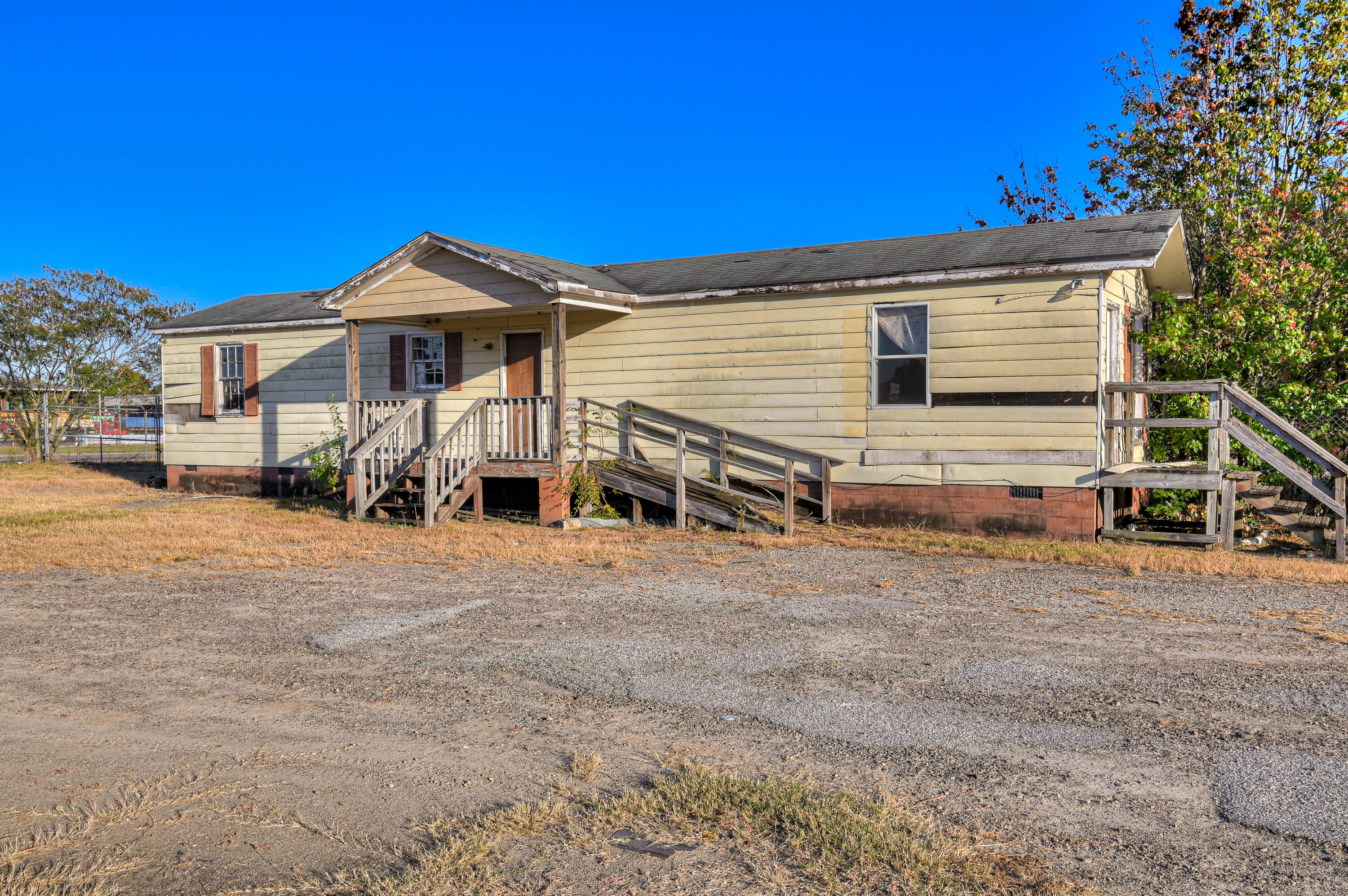 861 Edgefield Road North Augusta, SC 29841 - Photo 3 of 26