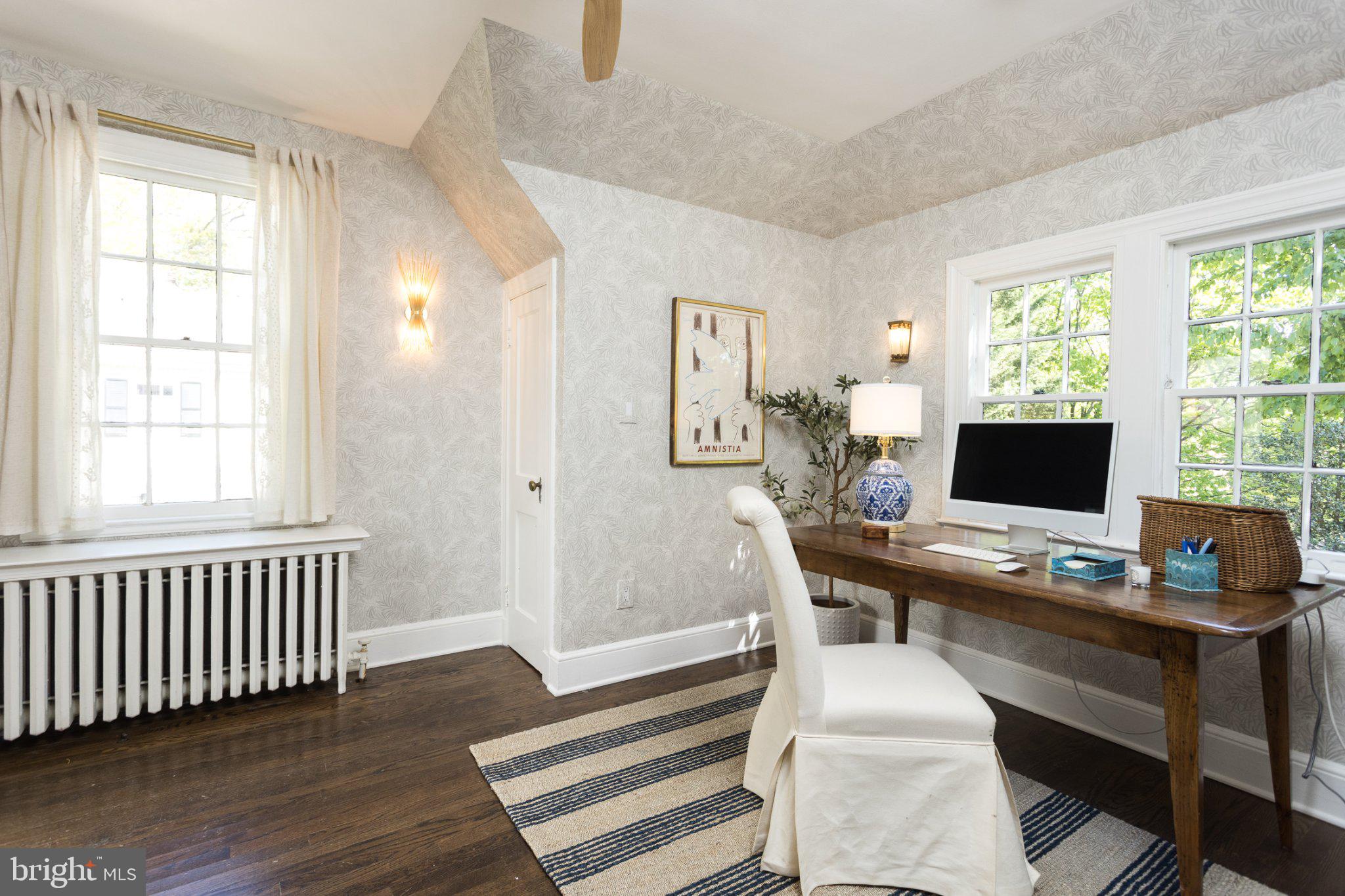 7005 Copeleigh Road Baltimore, MD 21212 - Photo 38 of 51 a workspace with furniture and window