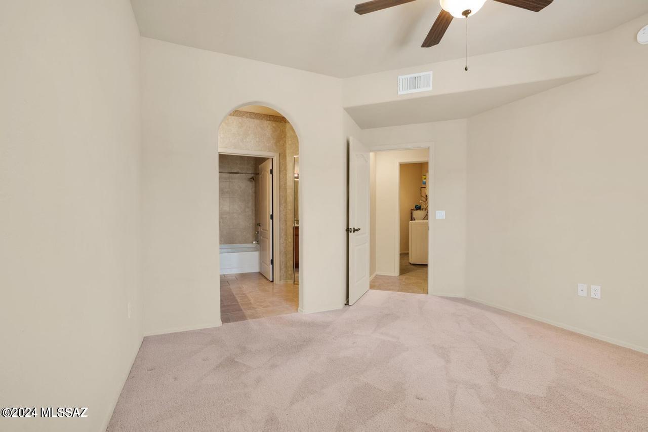2550 East River Road, Unit 4103 Tucson, AZ 85718 - Photo 5 of 26