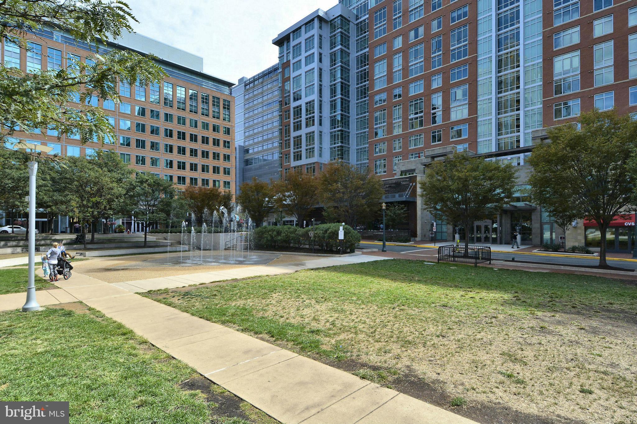 12000 Market Street, Unit 289 Reston, VA 20190 - Photo 29 of 30 Community