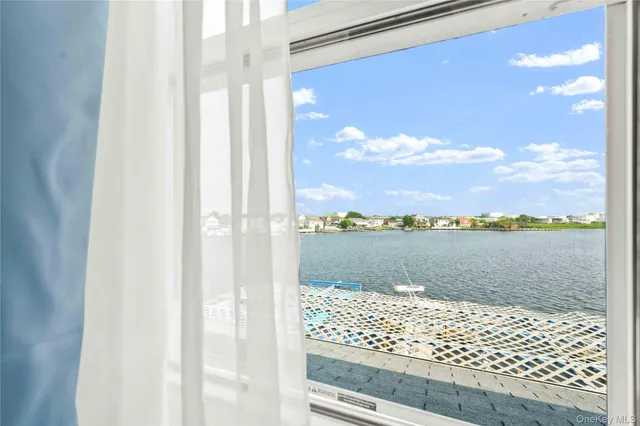 $995,000 | 155-79 Bayview Avenue | Rosedale