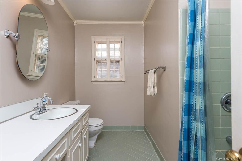 1919 Carmel Ridge Road Charlotte, NC 28226 - Photo 15 of 23 Gallery Image 15
