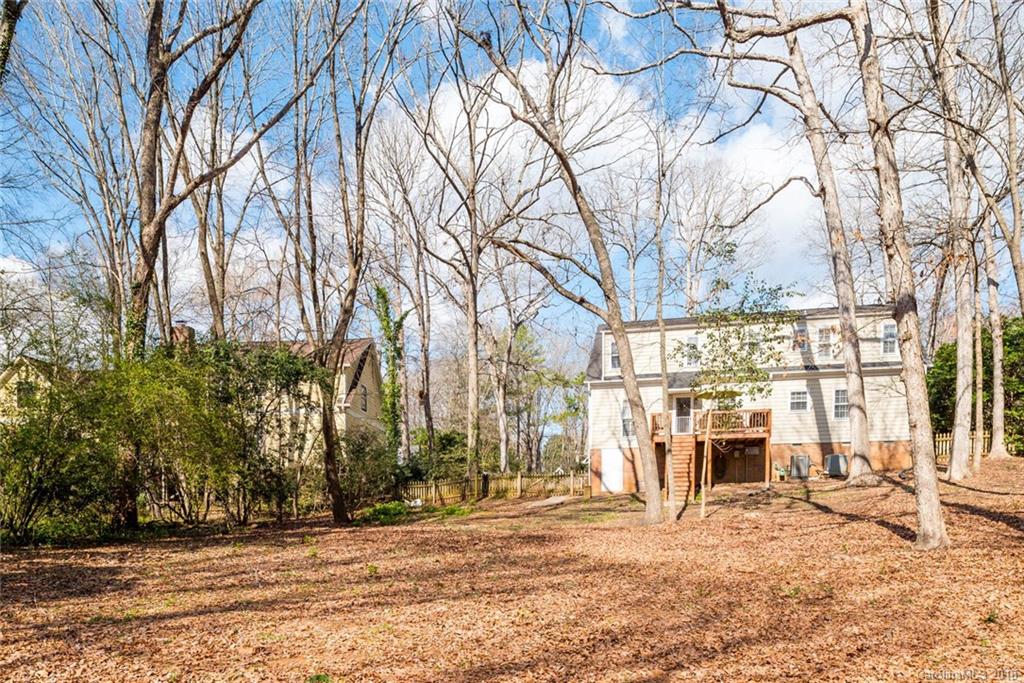 1919 Carmel Ridge Road Charlotte, NC 28226 - Photo 20 of 23 Gallery Image 20
