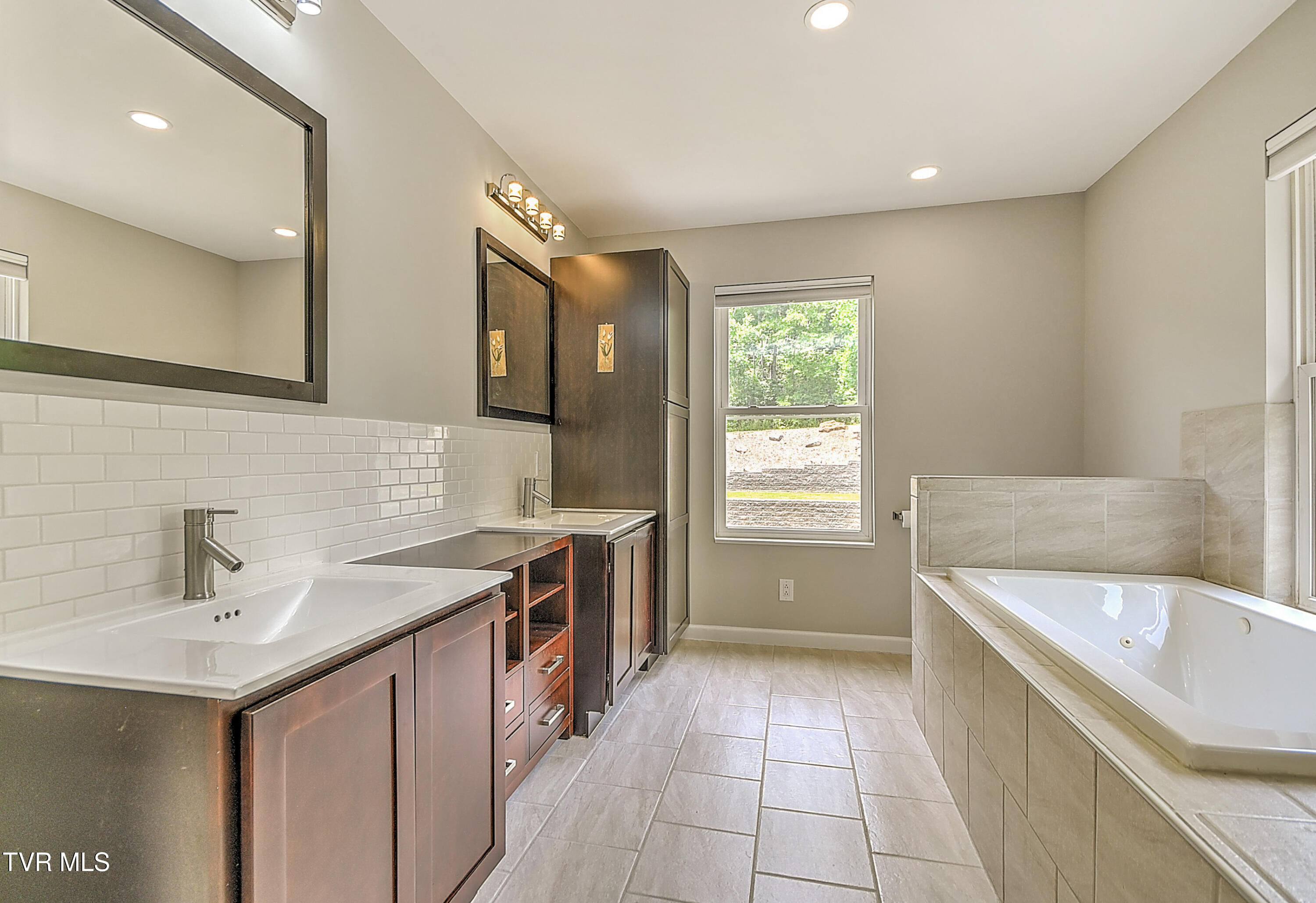 4125 Pine Orchard Road Butler, TN 37640 - Photo 26 of 86 4125 Pine Orchard LC-59